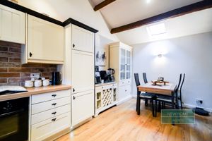 Photo 22- click for photo gallery